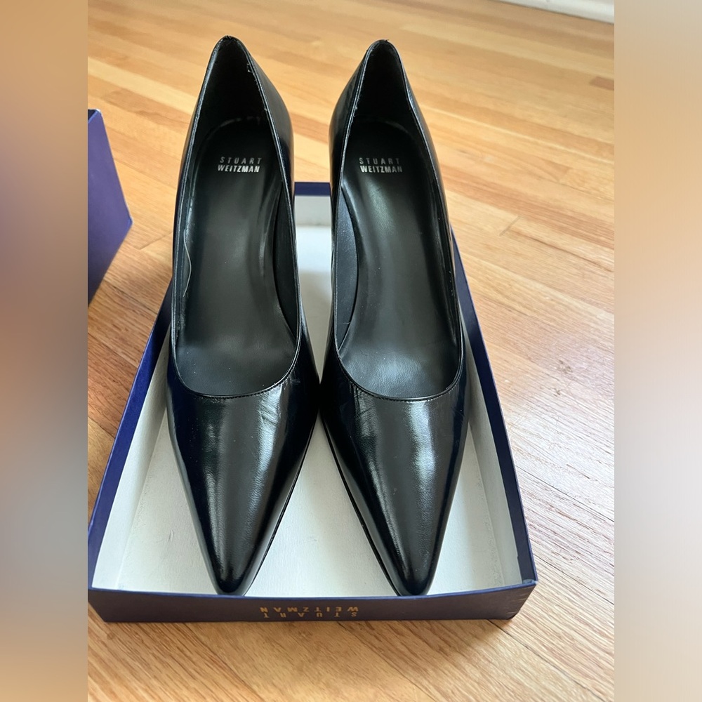 Stuart Weitzman Black Pumps